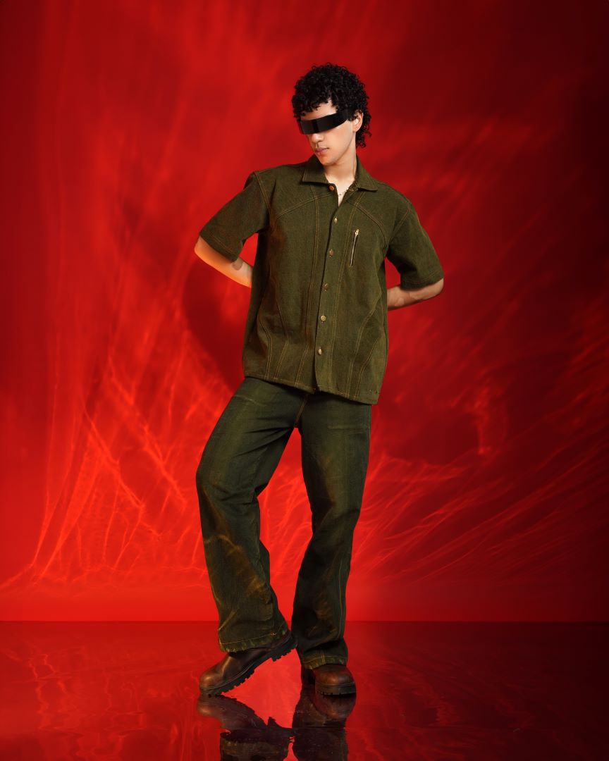 UNISEX WASHED DENIM SHIRT WITH SEAMS